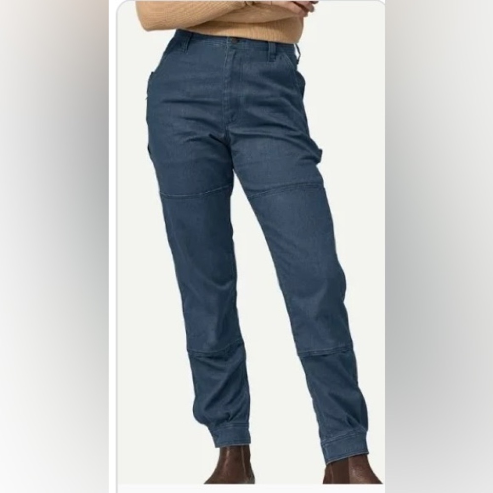Patagonia Women's Straight Leg Pants in Navy Blue